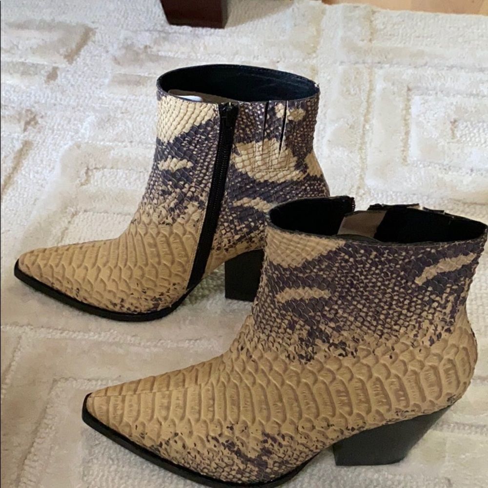 FREE PEOPLE JEFFREY CAMPBELL Flynn Ankle Boots